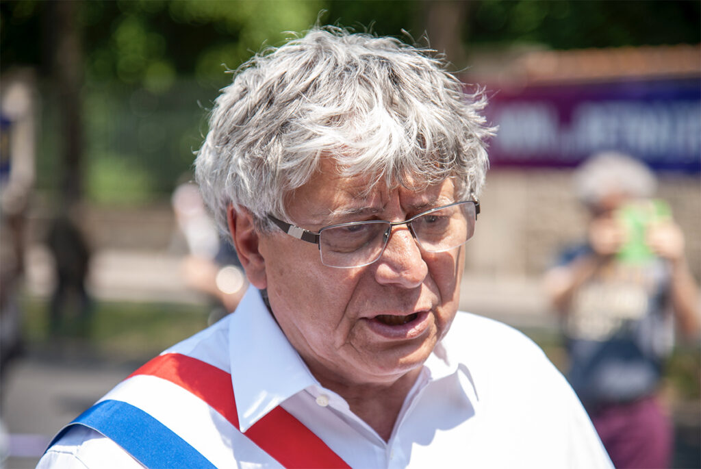 En recourant au 49.3, le Gouvernement engage sa responsabilité sur le budget 2026. 