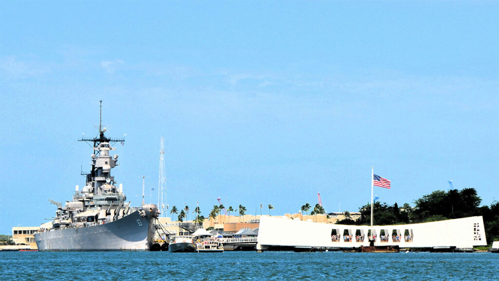 La saisie d’un pétrolier battant pavillon russe par les forces américaines marque un tournant dans les relations déjà explosives entre les États-Unis et la Russie. Au-delà d’un simple contrôle maritime, l’incident révèle une lutte stratégique autour de l’énergie mondiale, sur fond de sanctions, de blocus pétrolier et de rivalités nucléaires entre grandes puissances.