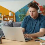 Télétravail en France un modèle en recul ou une transformation silencieuse du travail