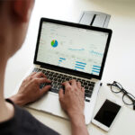 Télétravail et productivité mythe persistant ou réalité économique mesurable